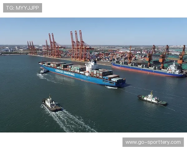 亚斯码头史诗落幕，诺里斯顶住压力成就新王加冕