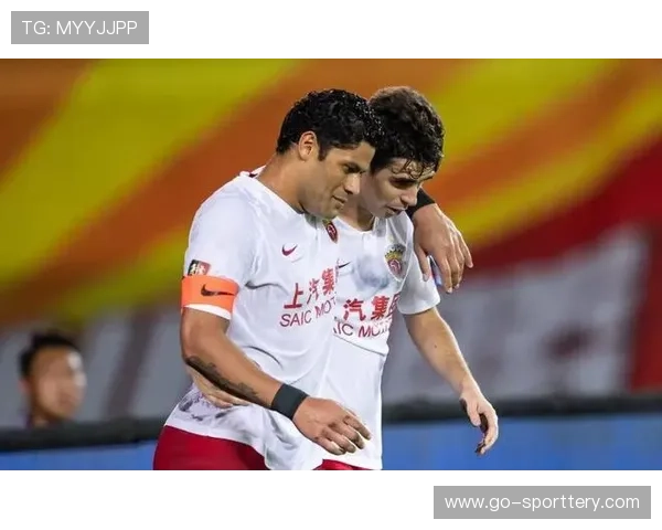 半决赛天王山之战：狂热主场迎战王牌，伤病潮影响阵容深度