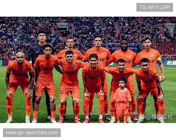 勒沃库森中场控制力下降，双线作战暴露阵容深度不足